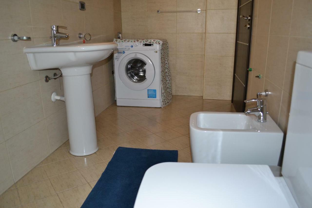 Penthouse 4 Bedrooms Apartment Vlorë Exteriör bild