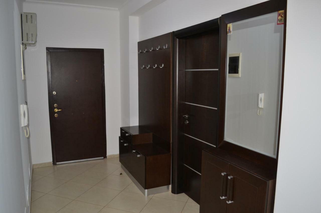 Penthouse 4 Bedrooms Apartment Vlorë Exteriör bild
