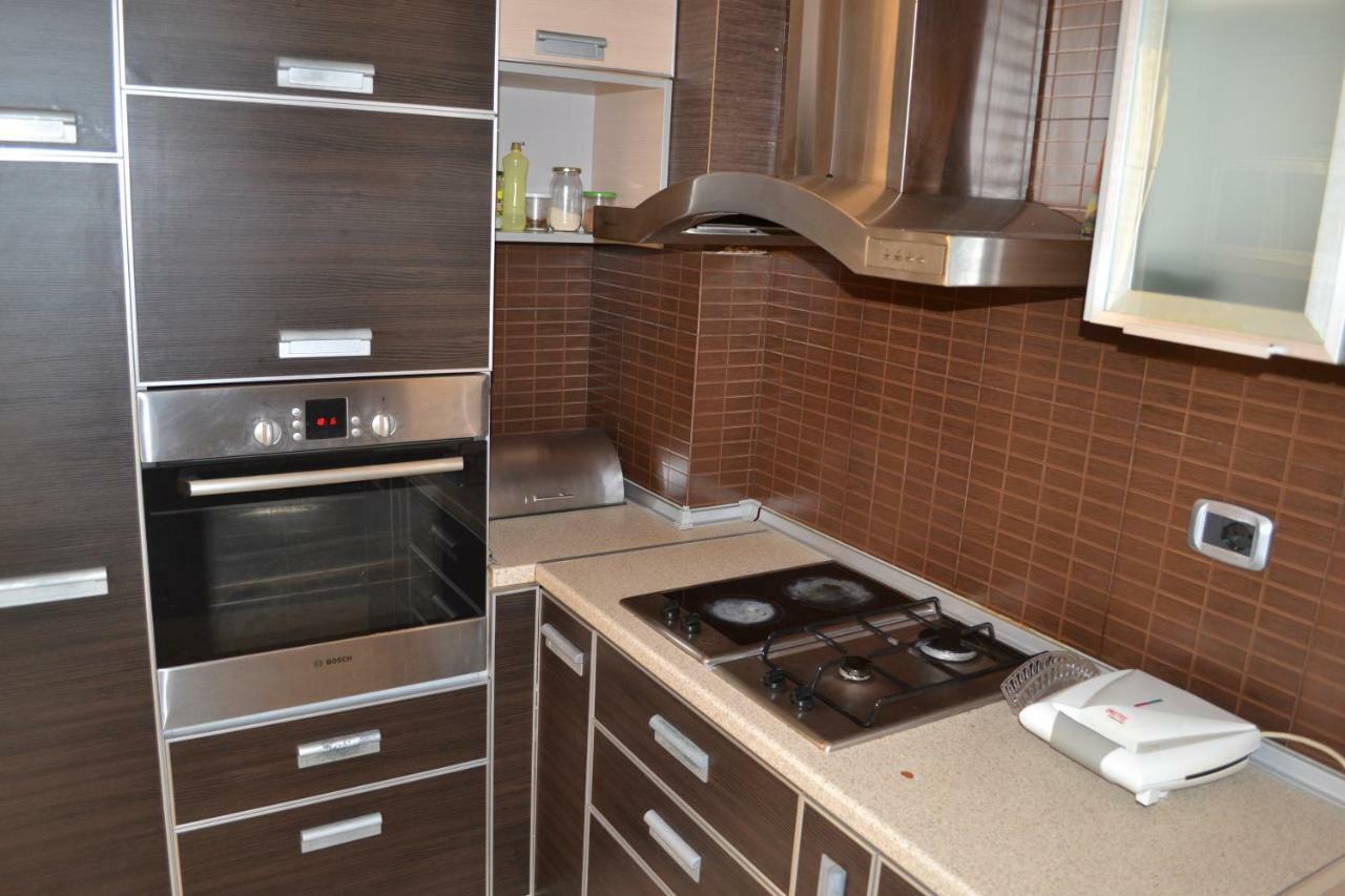 Penthouse 4 Bedrooms Apartment Vlorë Exteriör bild