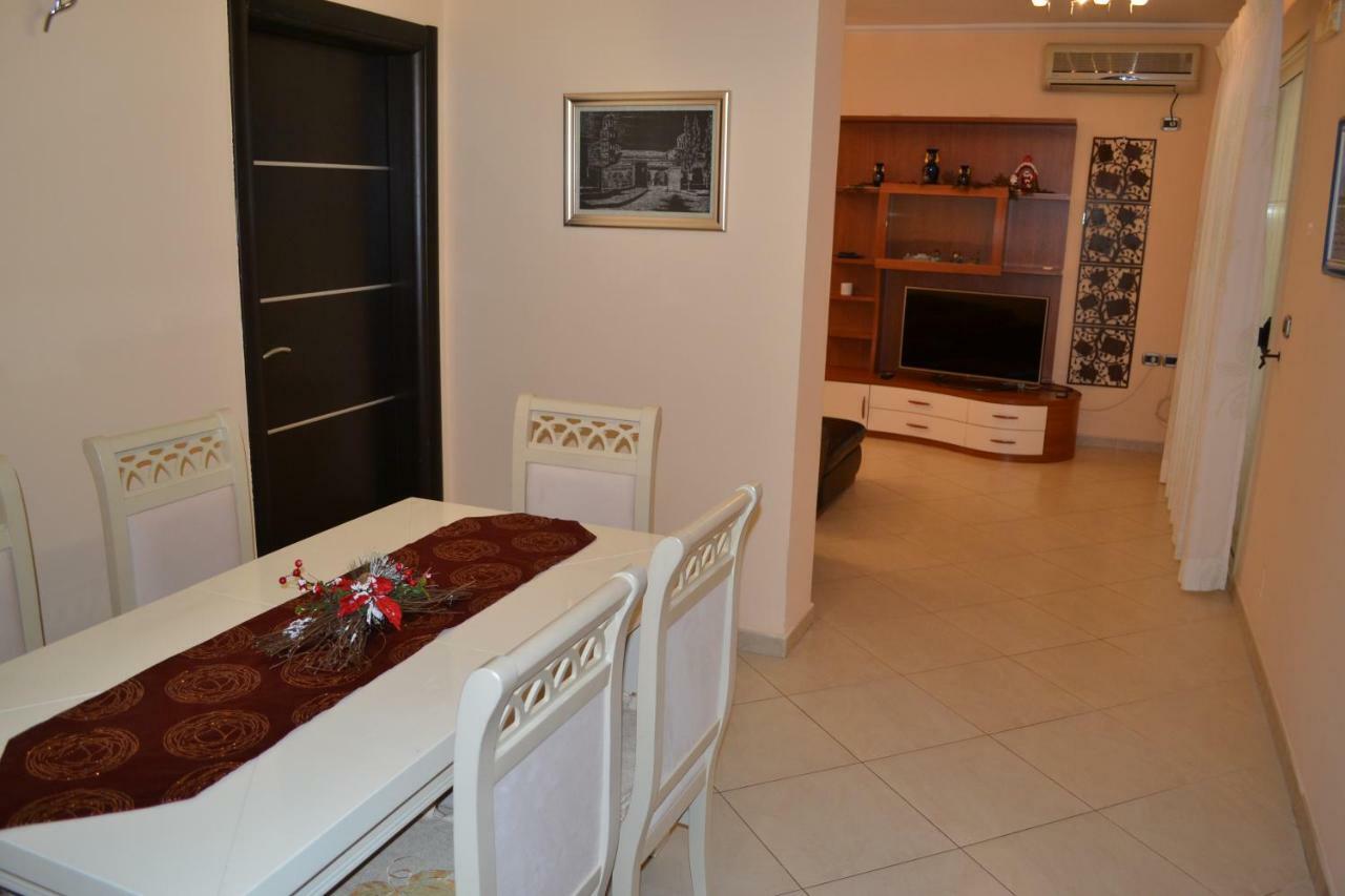 Penthouse 4 Bedrooms Apartment Vlorë Exteriör bild