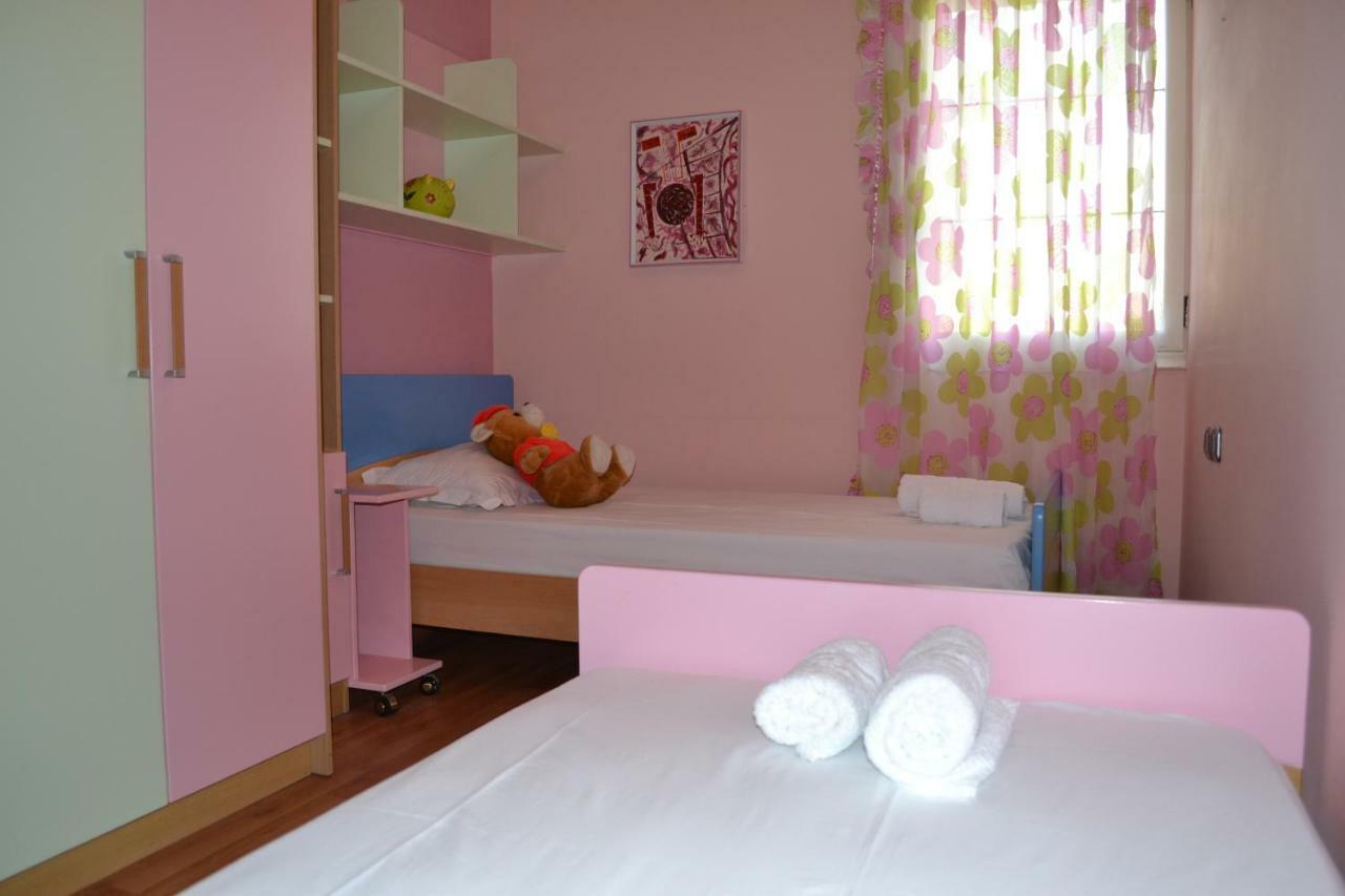 Penthouse 4 Bedrooms Apartment Vlorë Exteriör bild