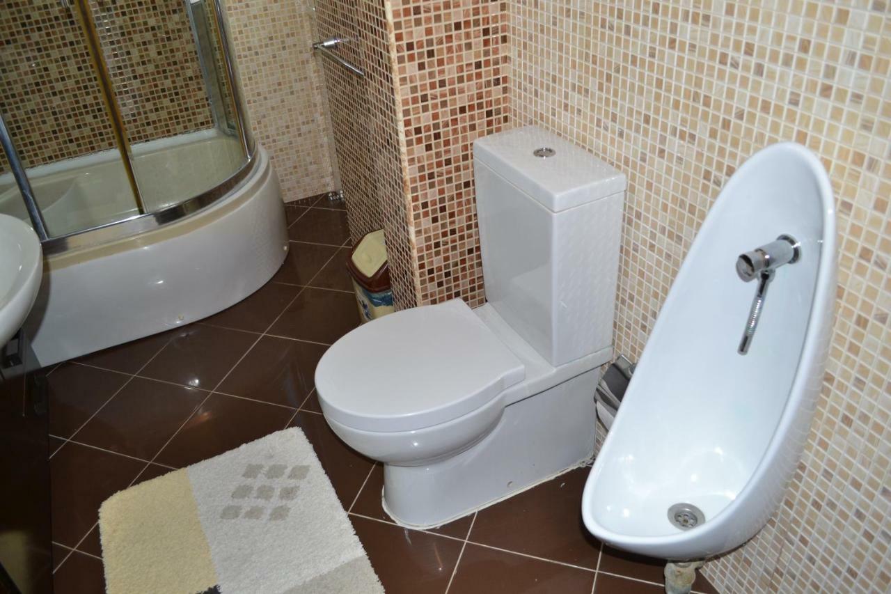 Penthouse 4 Bedrooms Apartment Vlorë Exteriör bild