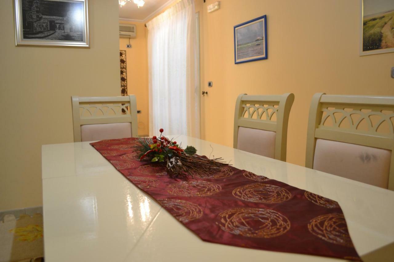 Penthouse 4 Bedrooms Apartment Vlorë Exteriör bild
