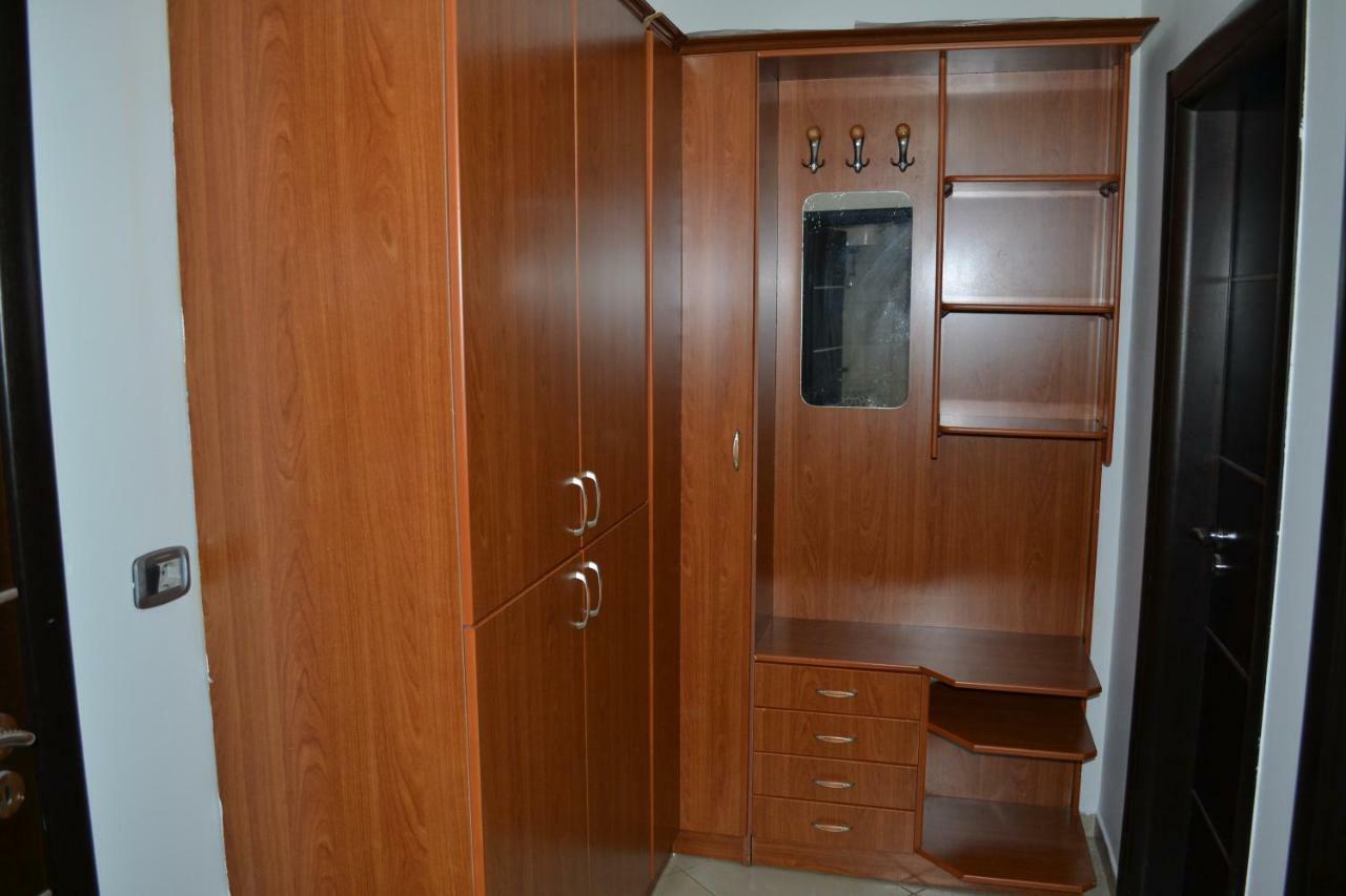 Penthouse 4 Bedrooms Apartment Vlorë Exteriör bild