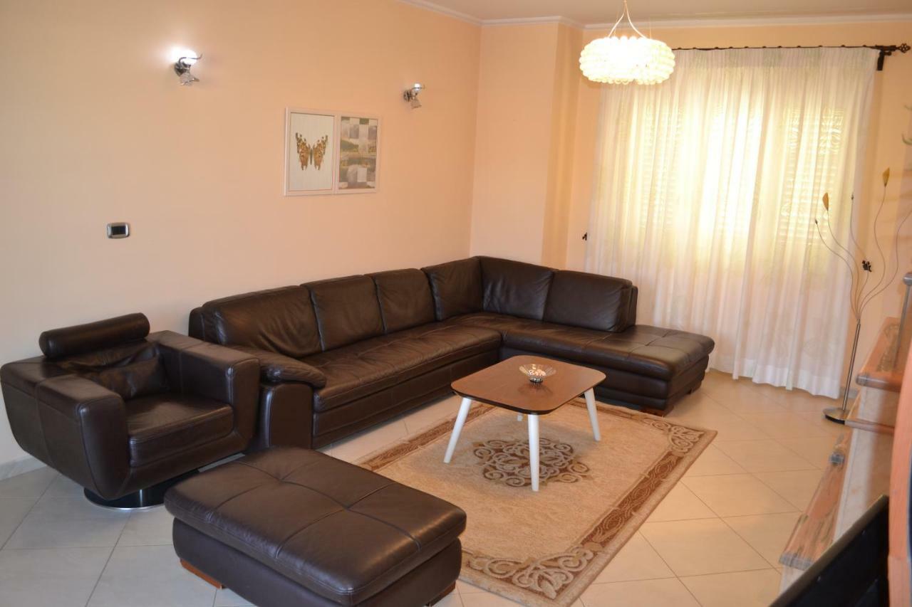 Penthouse 4 Bedrooms Apartment Vlorë Exteriör bild