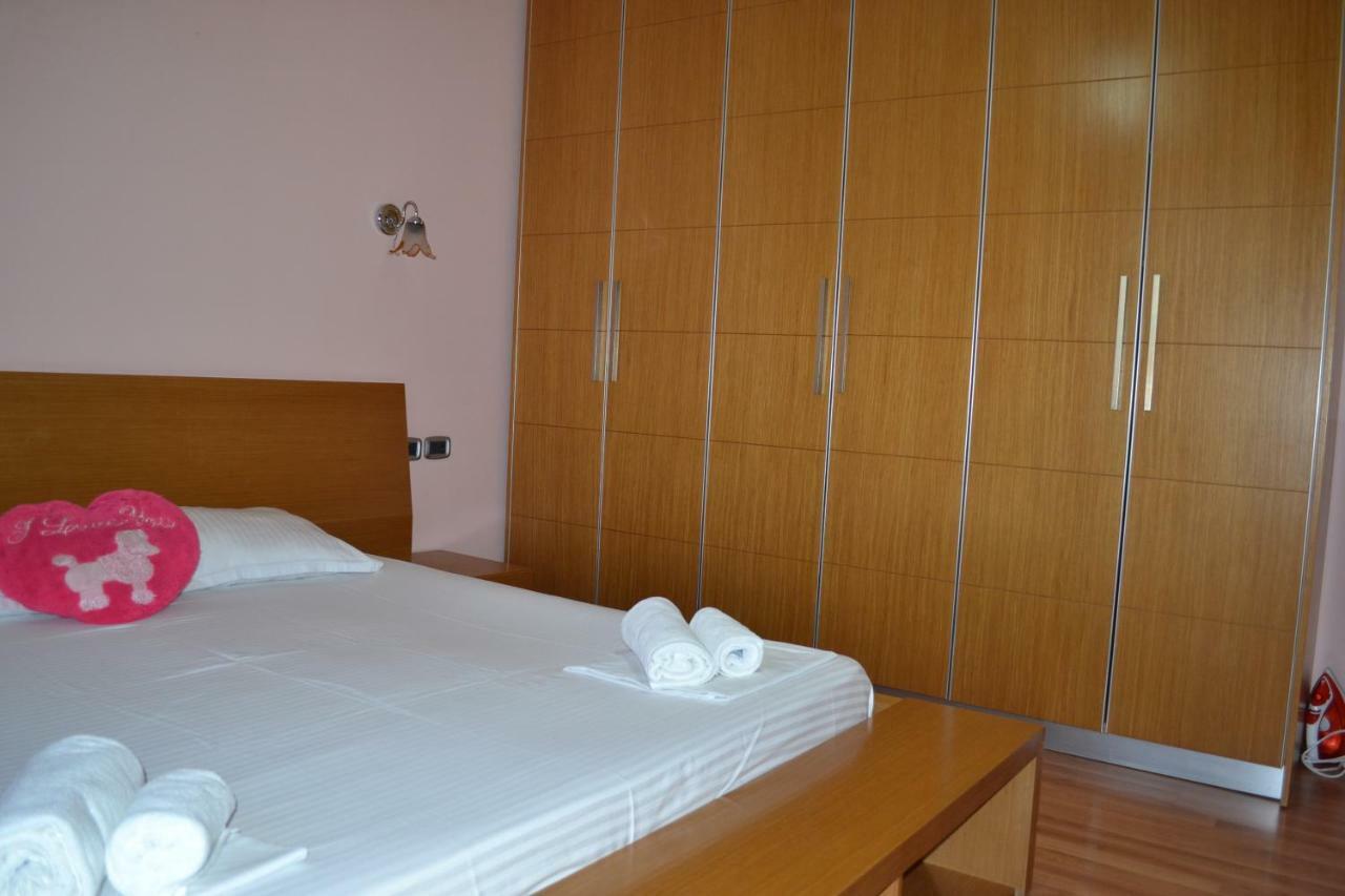 Penthouse 4 Bedrooms Apartment Vlorë Exteriör bild