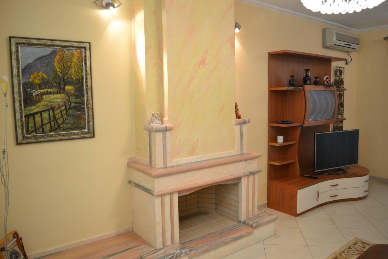 Penthouse 4 Bedrooms Apartment Vlorë Exteriör bild